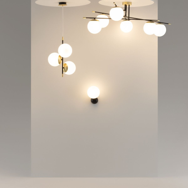 Потолочная люстра Maytoni Nostalgia MOD048CL-06G