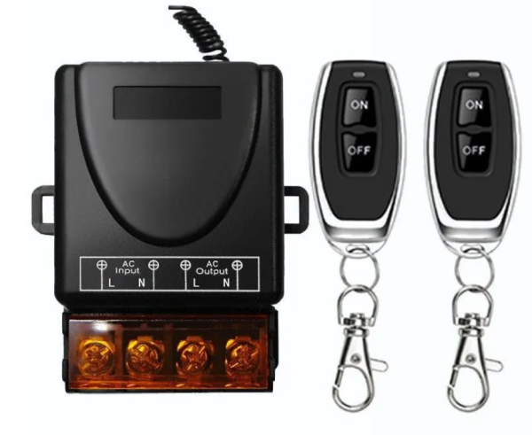 Выключатель RF 220V 30м в комплекте 2 брелока